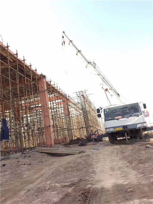 宁安市吊车作业的安全注意事项有哪些？